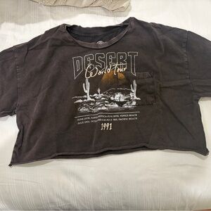 graphic tee crop top